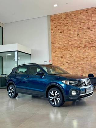 VOLKSWAGEN T-CROSS 1.0 200 TSI TOTAL FLEX AUTOMÁTICO VOLKSWAGEN T-CROSS 1.0 200 TSI TOTAL FLEX AUTOMÁTICO